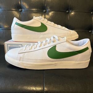 Nike Blazer Low Forest Green
